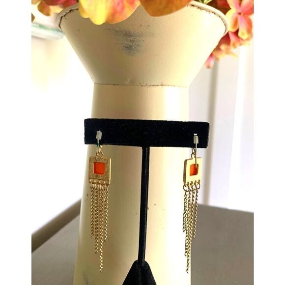 Vintage Prismatic cabochon Tassel Earrings, in Brushed Gold and Orange, Unmarked - Picture 3 of 3